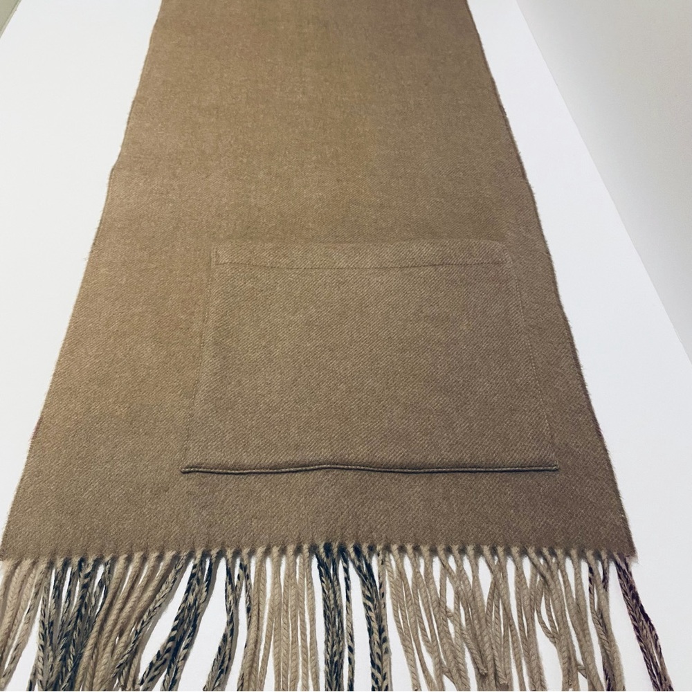 BURBERRY HELENE REVERSIBLE CASHMERE BLEND WRAP / SCARF. - Picture 12 of 14